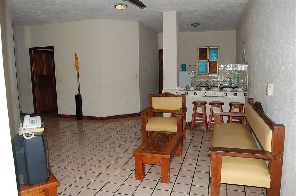 Bungalow Estancia San Carlos Vallarta プエルトバラータ エクステリア 写真