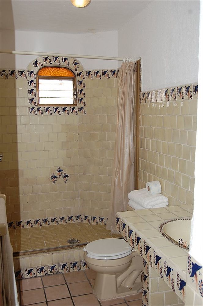 Bungalow Estancia San Carlos Vallarta プエルトバラータ エクステリア 写真