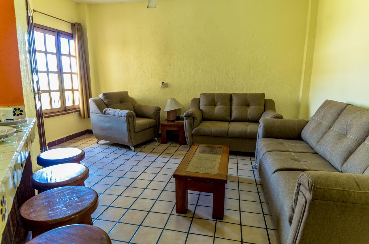 Bungalow Estancia San Carlos Vallarta プエルトバラータ エクステリア 写真